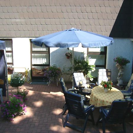 Gaestehaus Hochrhoenblick Schönau an der Brend Exterior foto