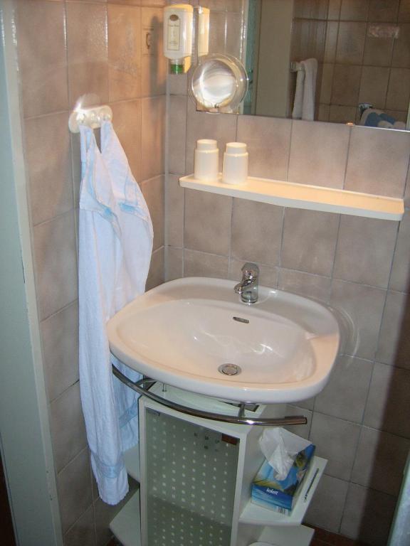Gaestehaus Hochrhoenblick Schönau an der Brend Habitación foto